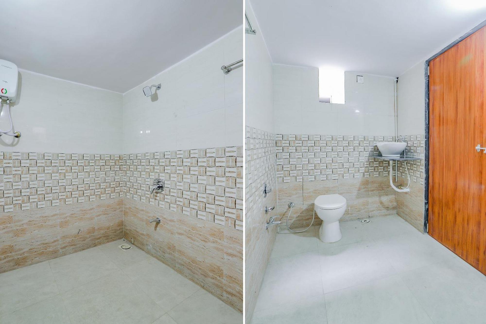 Oyo Hotel Fountain Surat Ngoại thất bức ảnh